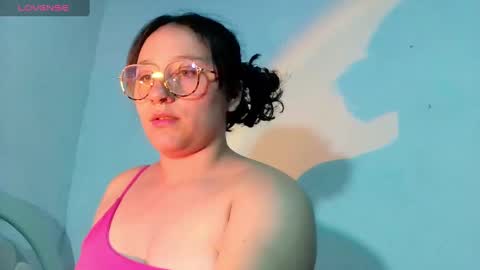 Naomi online show from February 4, 2025, 3:11 am