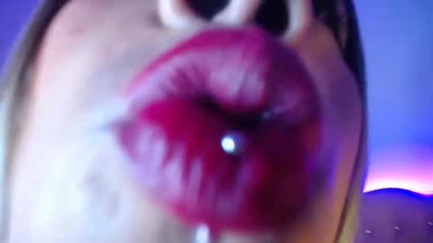 Snapshot of naomi_shayk chatting on June 5, 2026, 6:57 pm naomi_shayk online show from June 5, 2026, 6:57 pm