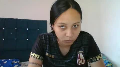 Mia online show from March 17, 2026, 10:13 pm