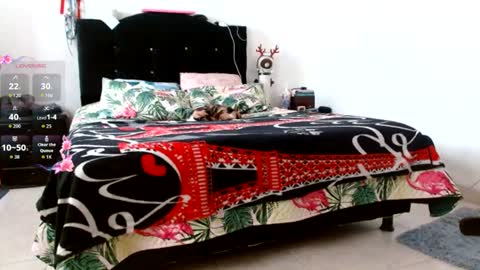 Snapshot of naomi_unu chatting on June 30, 2026, 6:31 pm Naomi online show from June 30, 2026, 6:31 pm
