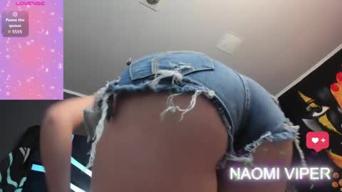 Naomi online show from April 28, 2026, 11:15 am