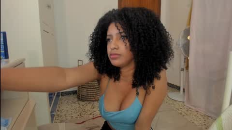 Snapshot of naomigarcia chatting on January 5, 2025, 11:33 pm Naomi online show from January 5, 2025, 11:33 pm