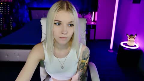 Snapshot of naomihita chatting on November 30, 2025, 2:32 pm naomihita online show from November 30, 2025, 2:32 pm