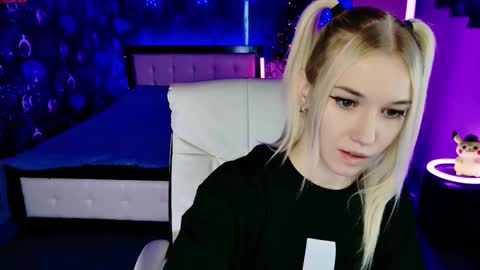 Snapshot of naomihita chatting on December 21, 2025, 9:16 am naomihita online show from December 21, 2025, 9:16 am