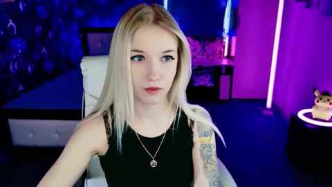 Snapshot of naomihita chatting on February 22, 2026, 10:03 am naomihita online show from February 22, 2026, 10:03 am