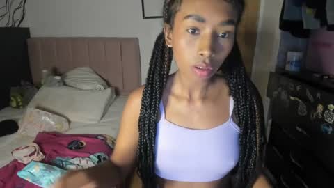 Snapshot of naomii1020 chatting on January 31, 2025, 4:36 am Naomii online show from January 31, 2025, 4:36 am