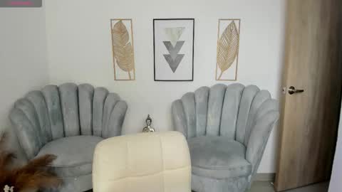 Snapshot of naomii_campbell_ chatting on October 25, 2025, 6:35 pm Naomi Campbell online show from October 25, 2025, 6:35 pm