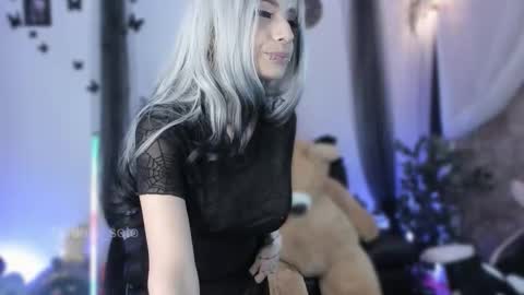 Naomi online show from November 15, 2025, 6:37 pm