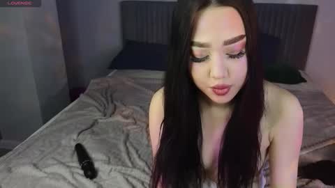 Snapshot of naomikim_ chatting on February 24, 2026, 6:11 am Naomi online show from February 24, 2026, 6:11 am