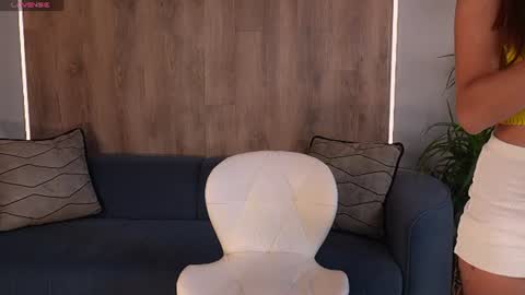 Snapshot of naomisainz chatting on July 6, 2026, 2:25 pm Naomi online show from July 6, 2026, 2:25 pm