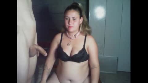 Snapshot of naomisimon chatting on January 4, 2025, 6:09 pm bellas2012 online show from January 4, 2025, 6:09 pm