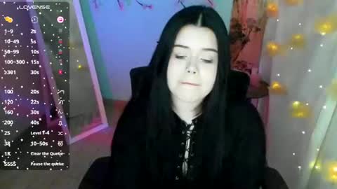 Naomi online show from July 17, 2026, 6:42 am