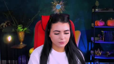 naomiwilsons online show from November 4, 2025, 8:24 am