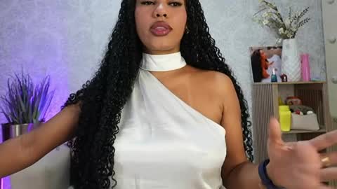 Snapshot of naomixjones1 chatting on May 28, 2026, 3:48 am Naomi online show from May 28, 2026, 3:48 am