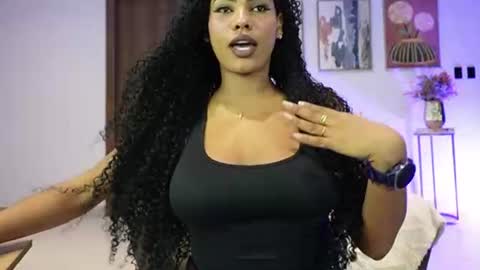 Snapshot of naomixjones1 chatting on June 4, 2026, 3:23 am Naomi online show from June 4, 2026, 3:23 am