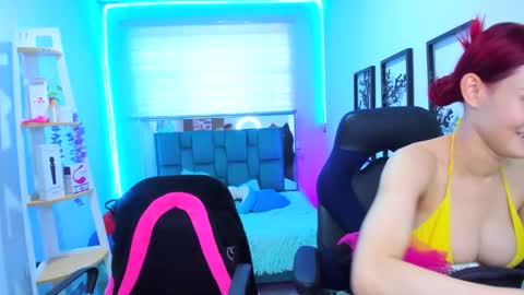 Snapshot of naomy_sex_69 chatting on October 14, 2025, 2:18 pm naomy_sex_69 online show from October 14, 2025, 2:18 pm