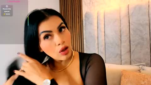 Naomy Smith online show from February 11, 2026, 11:15 am