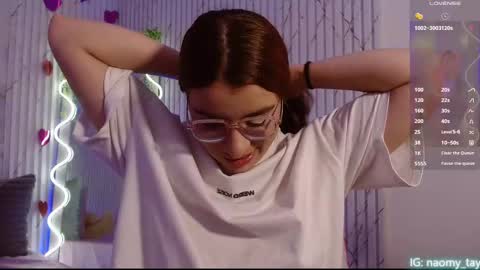 Naomy  online show from February 20, 2026, 4:42 am