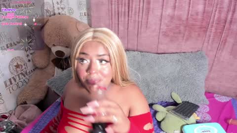 Naomyfoxx online show from February 8, 2025, 5:18 am