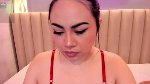 Snapshot of naomymonroe_ chatting on February 22, 2026, 5:11 pm Naomy online show from February 22, 2026, 5:11 pm