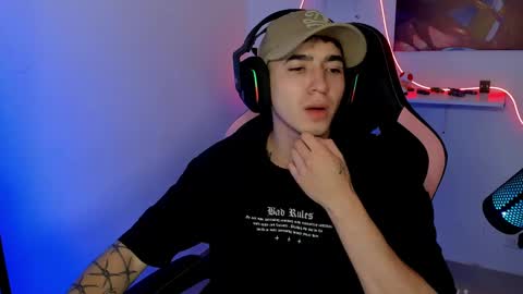 sebastian online show from February 25, 2025, 5:52 am