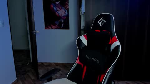 sebastian online show from December 16, 2025, 2:49 am