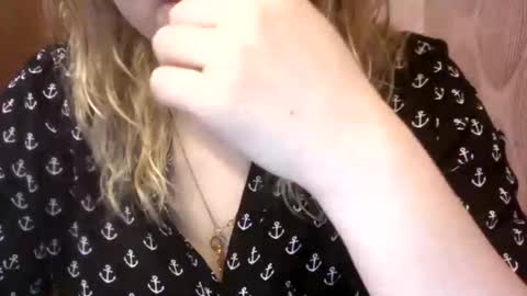 Snapshot of narcisjill chatting on January 26, 2025, 12:01 pm NarcisJill online show from January 26, 2025, 12:01 pm