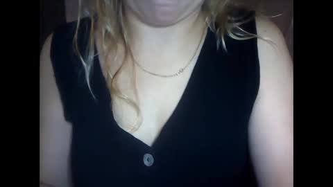 Snapshot of narcisjill chatting on October 21, 2025, 8:20 pm NarcisJill online show from October 21, 2025, 8:20 pm