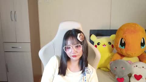 Naree online show from November 22, 2025, 6:51 pm