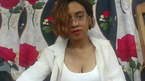 narindra884634 online show from April 23, 2026, 12:29 pm