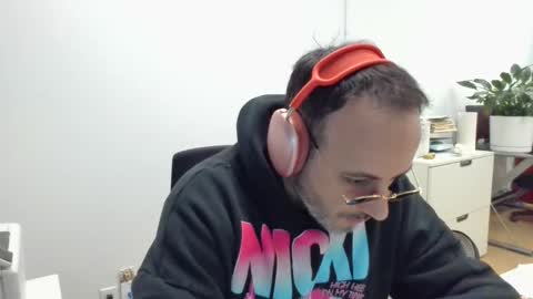 nassobout online show from January 31, 2025, 9:59 pm