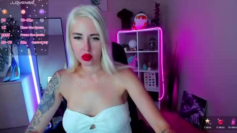 Snapshot of nastasya_cute chatting on June 29, 2026, 1:34 am Nastya online show from June 29, 2026, 1:34 am