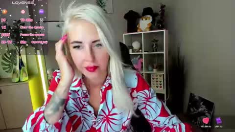 Snapshot of nastasya_cute chatting on July 2, 2026, 1:49 am Nastya online show from July 2, 2026, 1:49 am