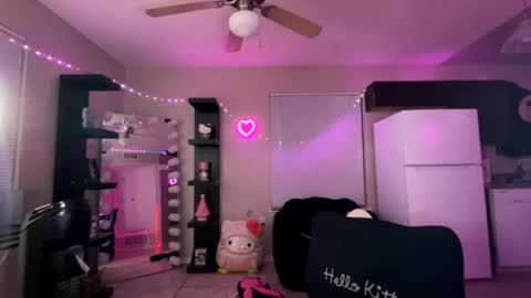 nasttyyynattt online show from June 16, 2026, 4:04 am