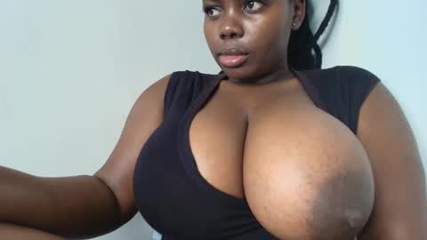 Snapshot of nasty_nohelah chatting on November 18, 2025, 4:39 am chimummy online show from November 18, 2025, 4:39 am