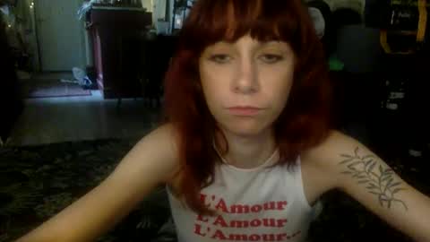 Snapshot of nastyloveparis chatting on October 28, 2025, 2:31 pm nastyloveparis online show from October 28, 2025, 2:31 pm