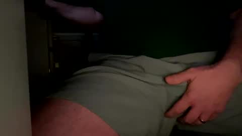 Snapshot of nastymidwesthusband chatting on December 29, 2024, 4:05 am nastymidwesthusband online show from December 29, 2024, 4:05 am