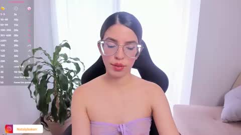 Snapshot of nat_bakerss chatting on June 16, 2026, 7:49 pm nat_bakerss online show from June 16, 2026, 7:49 pm