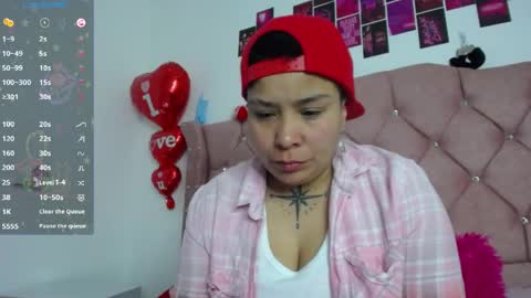 nat_evans8 online show from June 4, 2026, 4:40 am