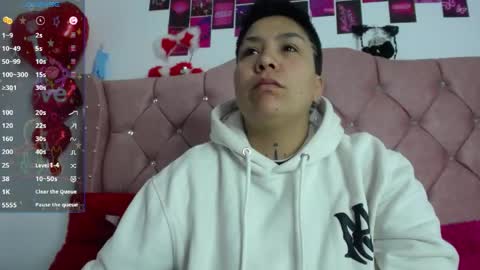 nat_evans8 online show from June 6, 2026, 3:11 am