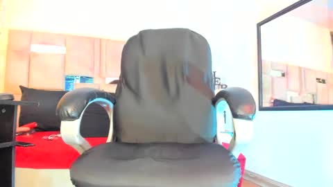 Snapshot of natacha_black00 chatting on February 20, 2025, 11:21 pm Natacha black online show from February 20, 2025, 11:21 pm