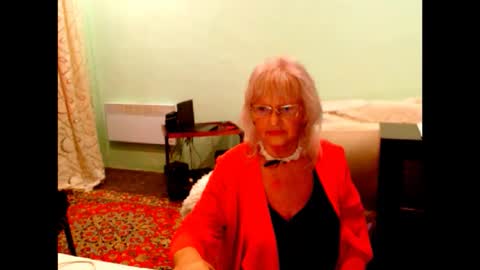 natali online show from October 1, 2025, 6:25 pm