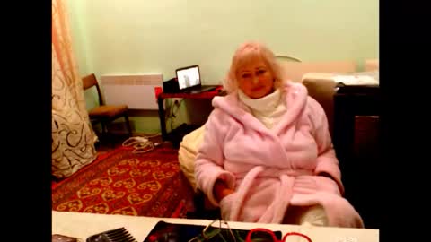 natali online show from December 21, 2025, 1:40 pm