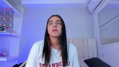 Naty  online show from March 4, 2026, 12:11 pm