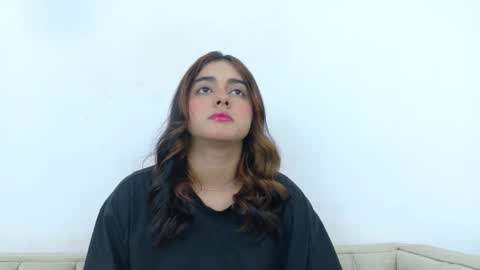 Naty  online show from March 14, 2026, 1:49 pm