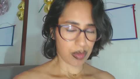 CATHALINA NATA online show from September 25, 2025, 3:27 pm