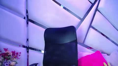 natalia pinkk online show from February 20, 2026, 6:26 am