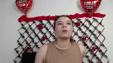 Snapshot of natalia_walker chatting on May 4, 2026, 2:35 pm Natalia Walker online show from May 4, 2026, 2:35 pm