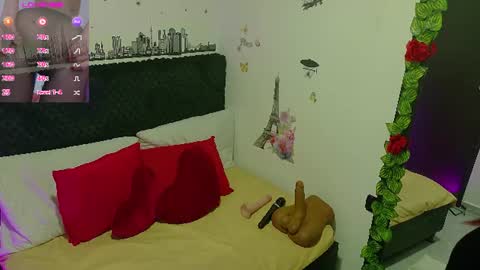 Natalia Roush online show from July 23, 2026, 2:37 pm