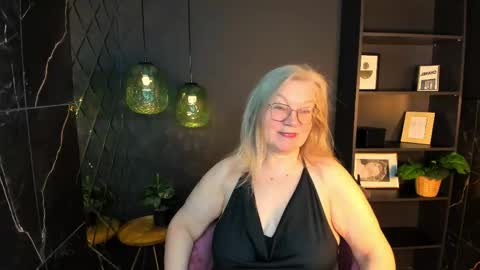 NataliCloud online show from April 28, 2026, 1:27 pm